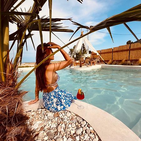 Amo Golden Suites Khrysi Ammoudia Eksteriør bilde