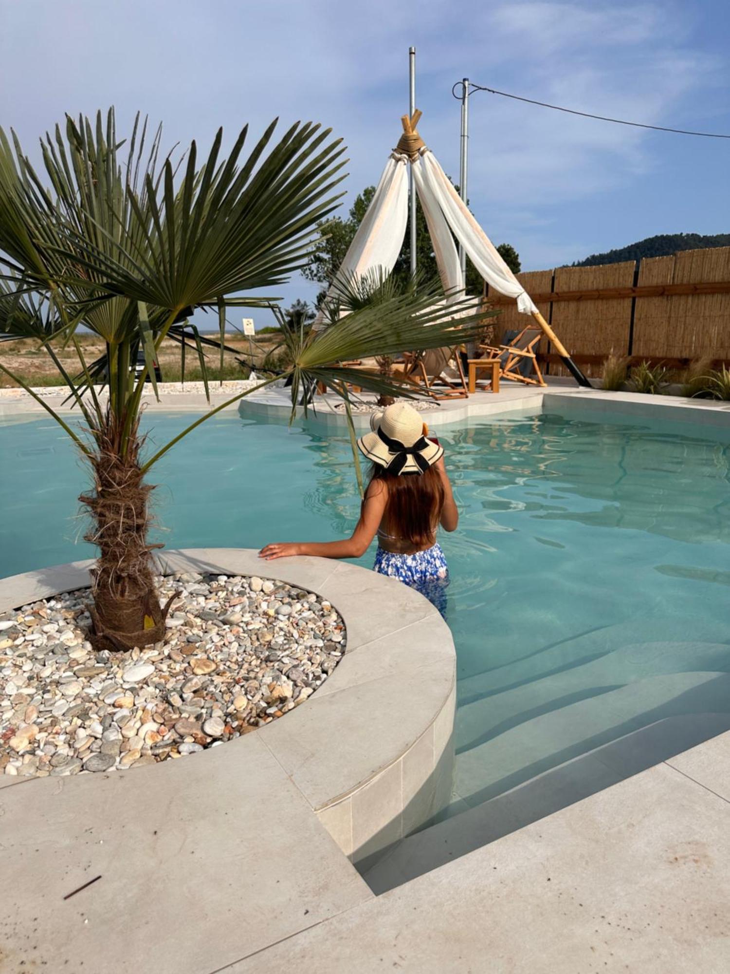 Amo Golden Suites Khrysi Ammoudia Eksteriør bilde