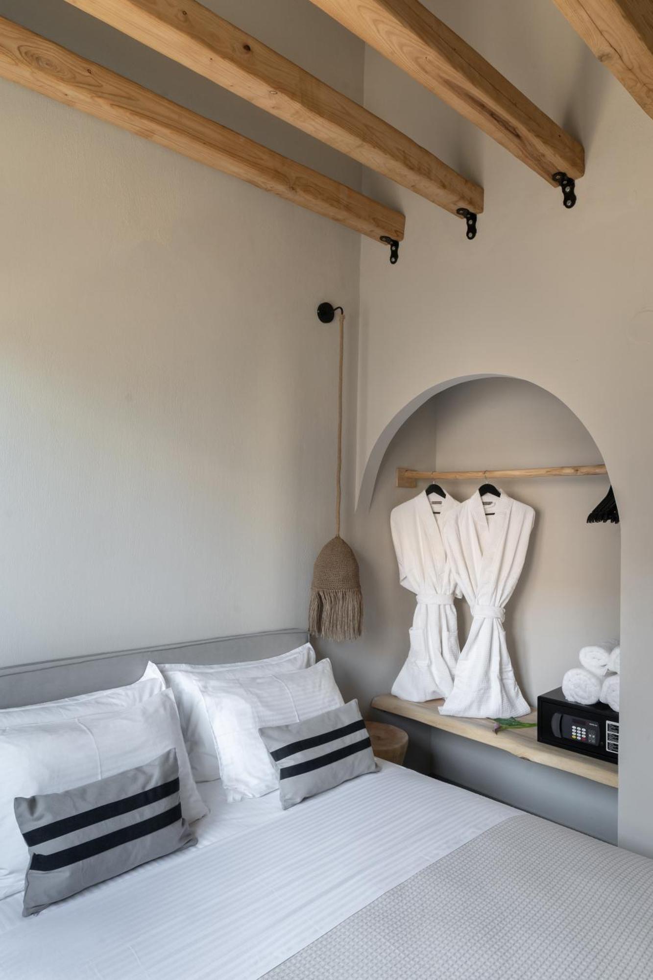 Amo Golden Suites Khrysi Ammoudia Eksteriør bilde