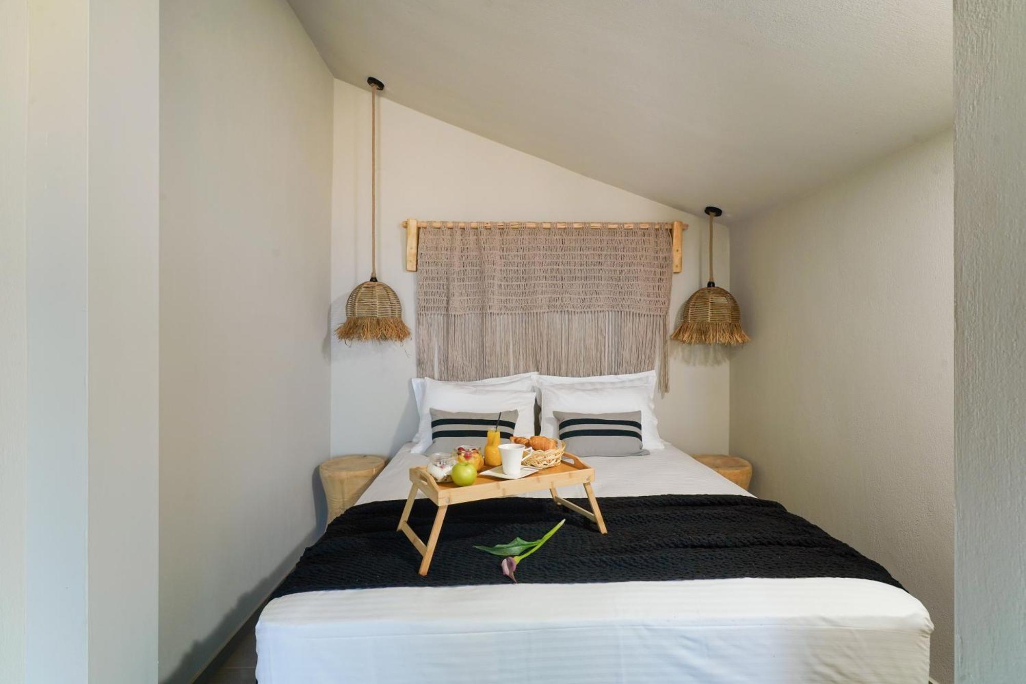 Amo Golden Suites Khrysi Ammoudia Eksteriør bilde