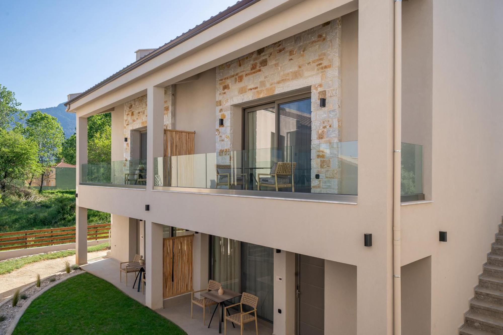 Amo Golden Suites Khrysi Ammoudia Eksteriør bilde