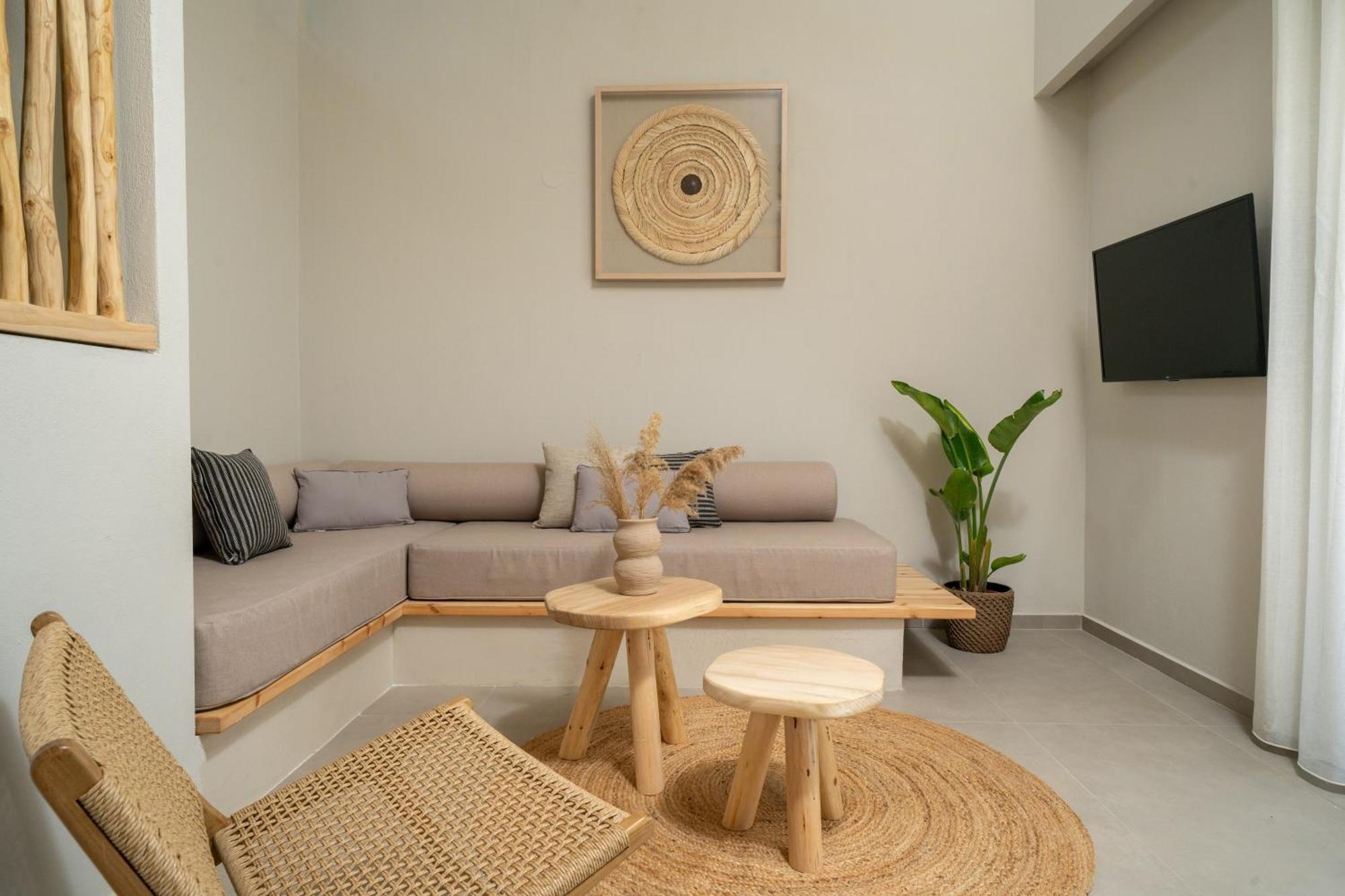 Amo Golden Suites Khrysi Ammoudia Eksteriør bilde