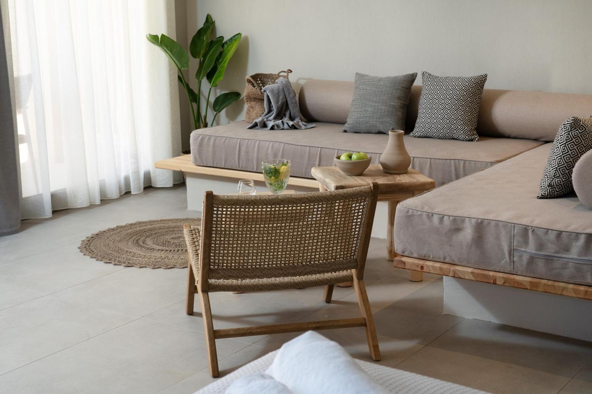 Amo Golden Suites Khrysi Ammoudia Eksteriør bilde