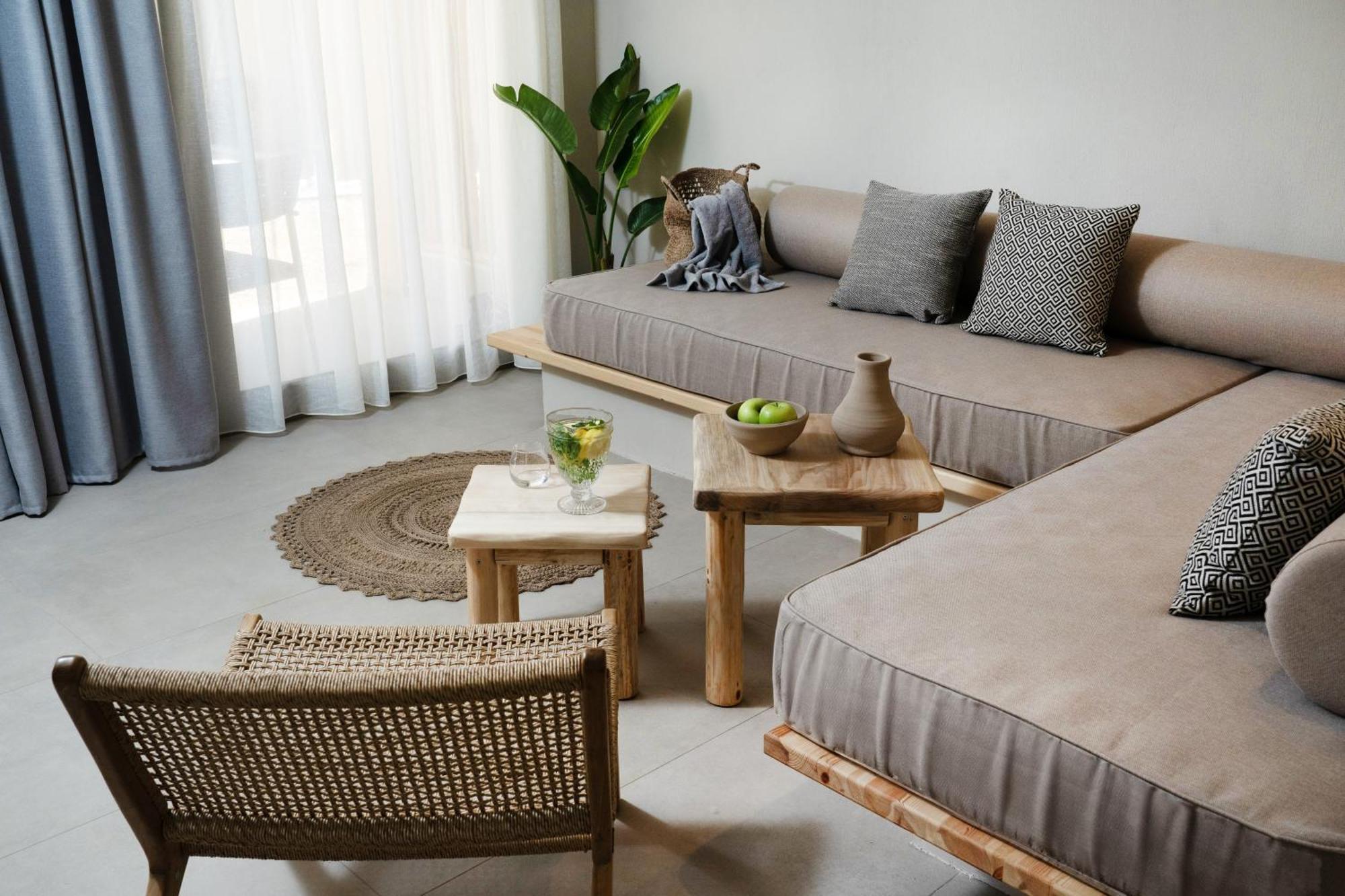 Amo Golden Suites Khrysi Ammoudia Eksteriør bilde