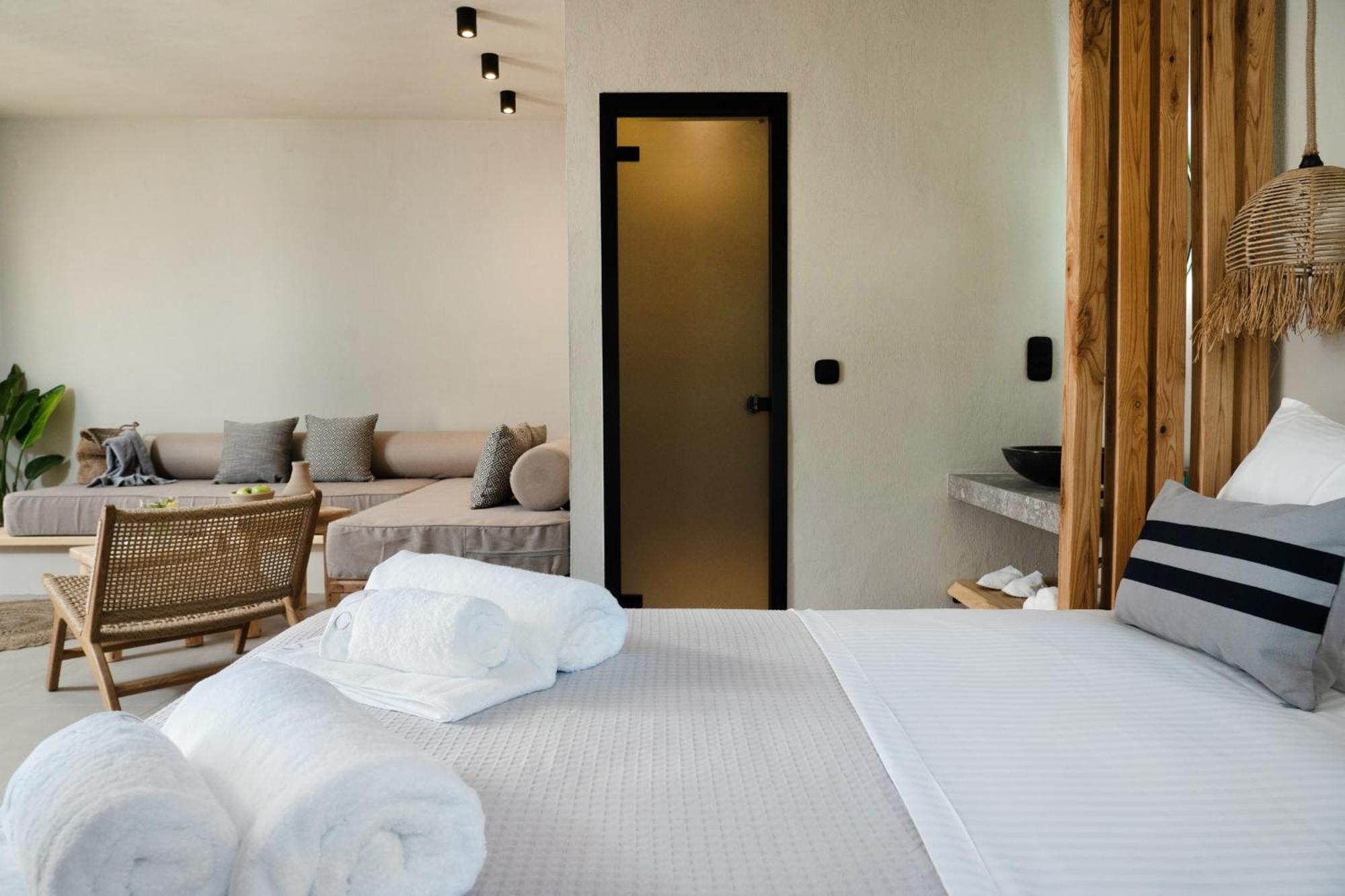 Amo Golden Suites Khrysi Ammoudia Eksteriør bilde